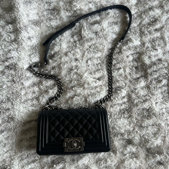Chanel small boy bag - Picture 1 of 7